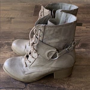 Guess ankle boots